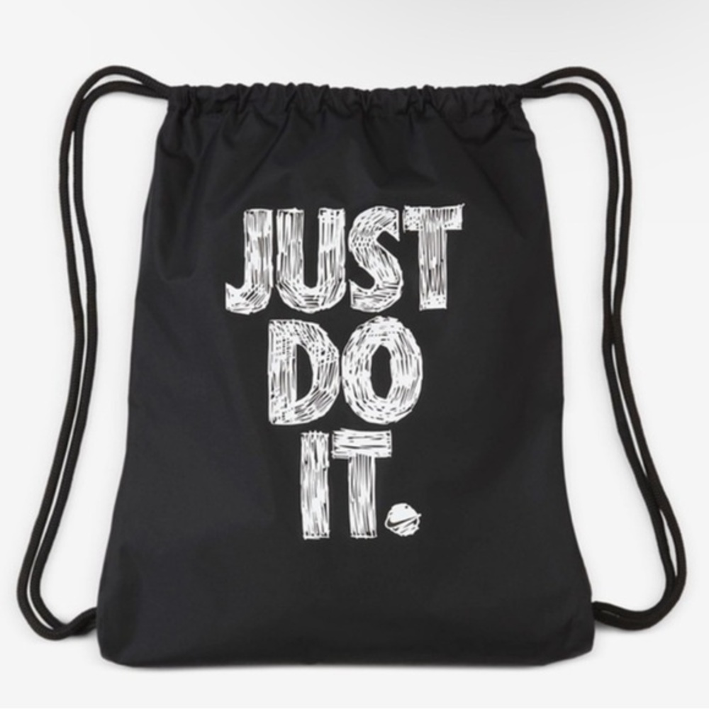 Nike Kids Sketch Graphic “Just Do It” Drawstring bag Gymsack Black CU4963-010